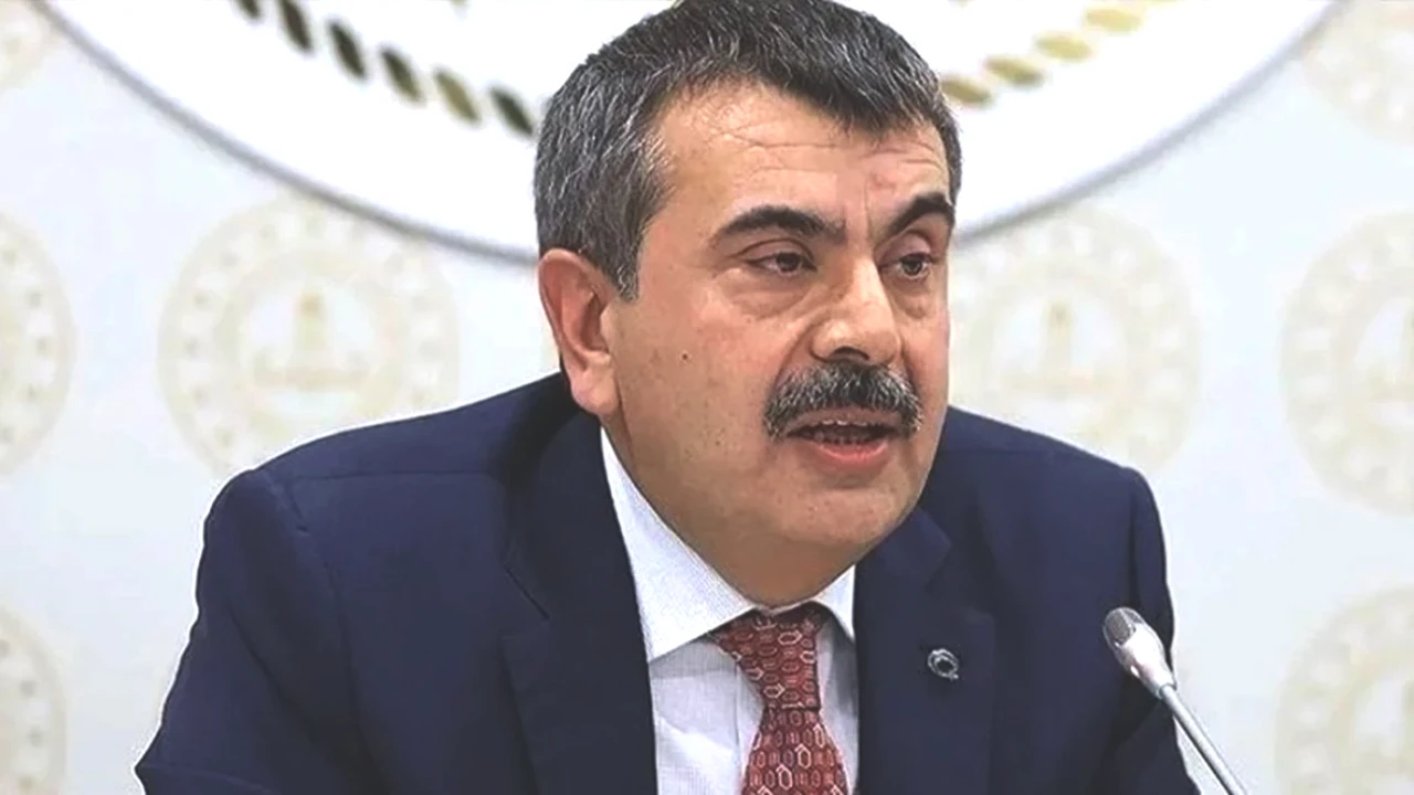 Öğretmenler Günü'nde Büyük Müjde! 15 Bin Yeni Öğretmen Ataması Sonuçları Açıklanıyor