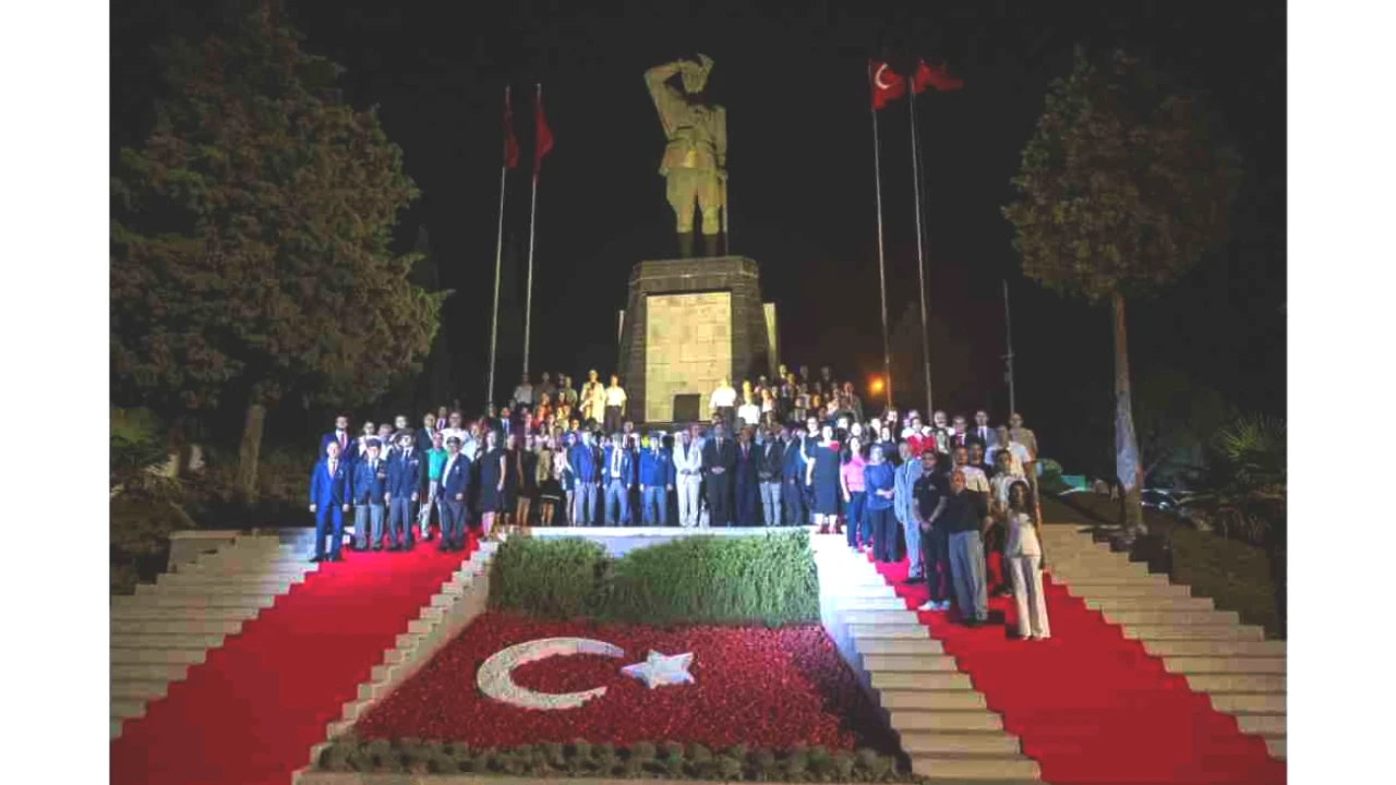 Bornova'da 30 Ağustos Zafer Bayramı'nda Coşkulu Kutlama! İşte Detaylar