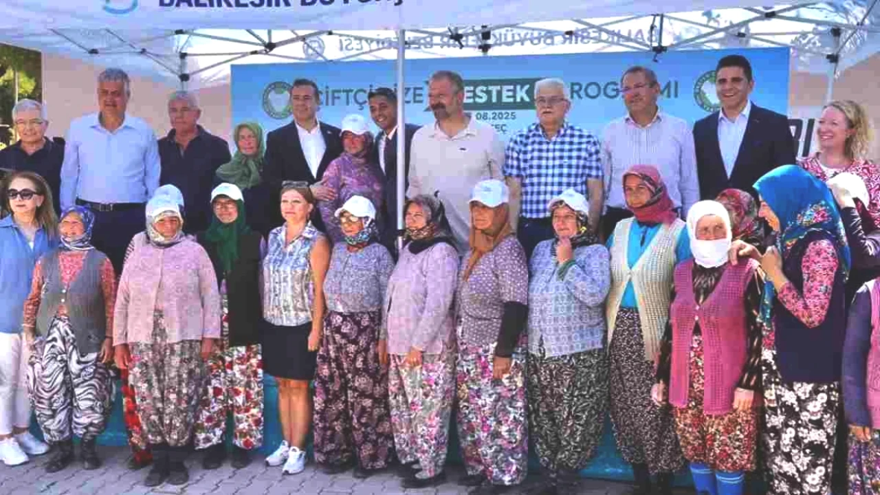 “Başkan Ergin'den Çiftçilere Müjde! Bamya Alım Töreninde Destek Programı Açıklandı”