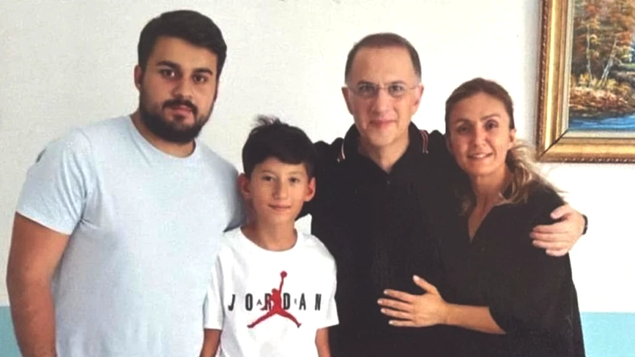 Cezaevinde 21 Kilo Veren Murat Çalık'tan Duygusal Aile Paylaşımı!