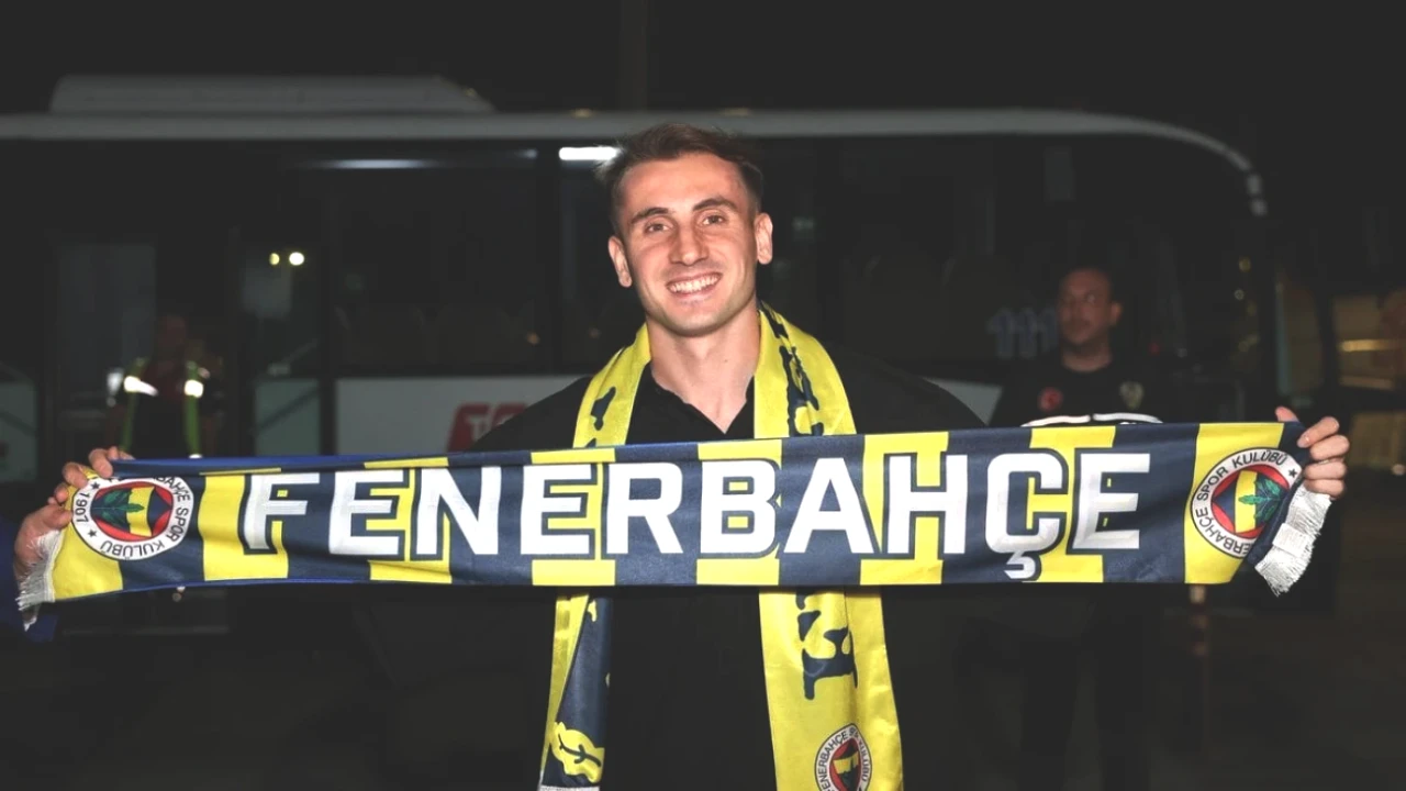 Fenerbahçe'nin Yeni Yıldızı Kerem Aktürkoğlu İstanbul'da! Şampiyonluk Hedefiyle Geldi