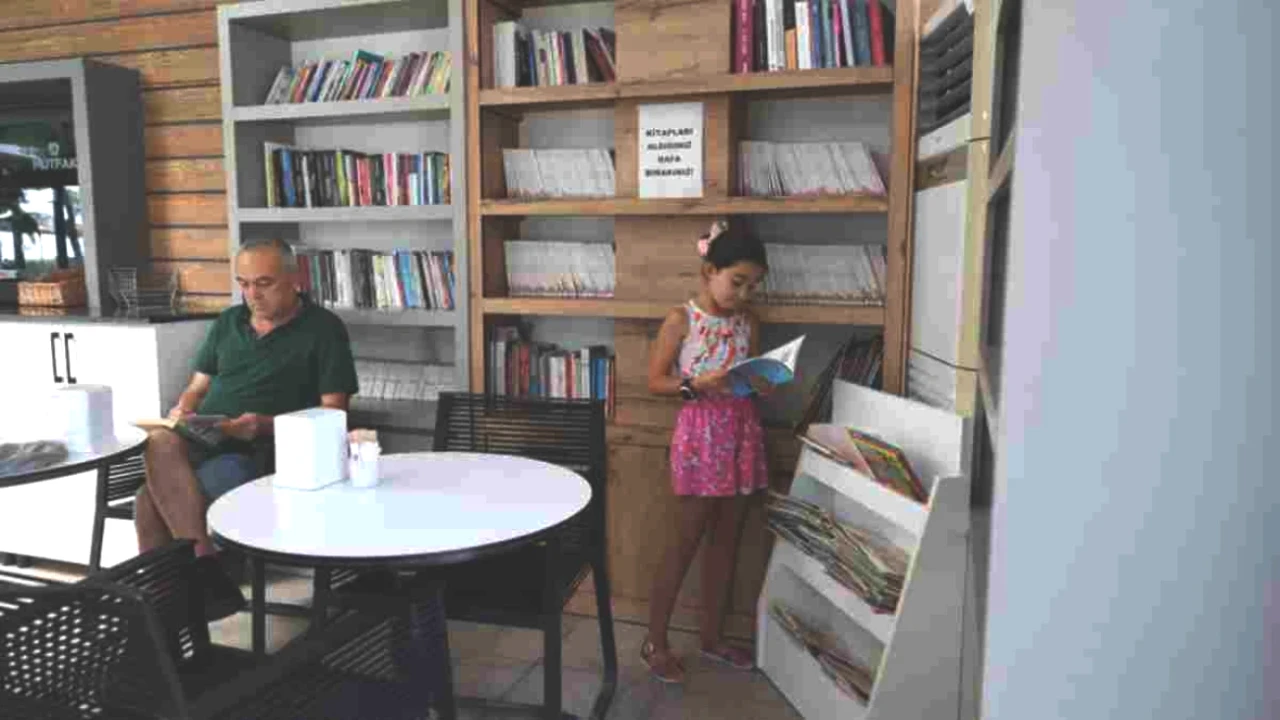 Barbaros Çay Bahçesi Kütüphanesi Açıldı! Kitapseverler İçin Yeni Bir Cennet