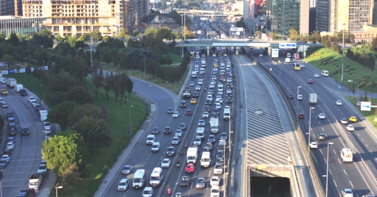 İBB Ulaşıma Yüzde 30 Zam Yaptı! İstanbul'da Yeni Toplu Taşıma Fiyatları Açıklandı!